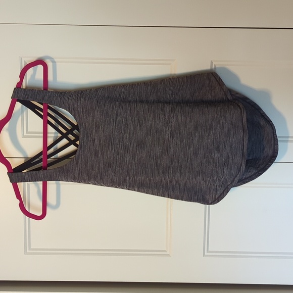lululemon athletica Tops - Lululemon Built-in Bra Tank Top